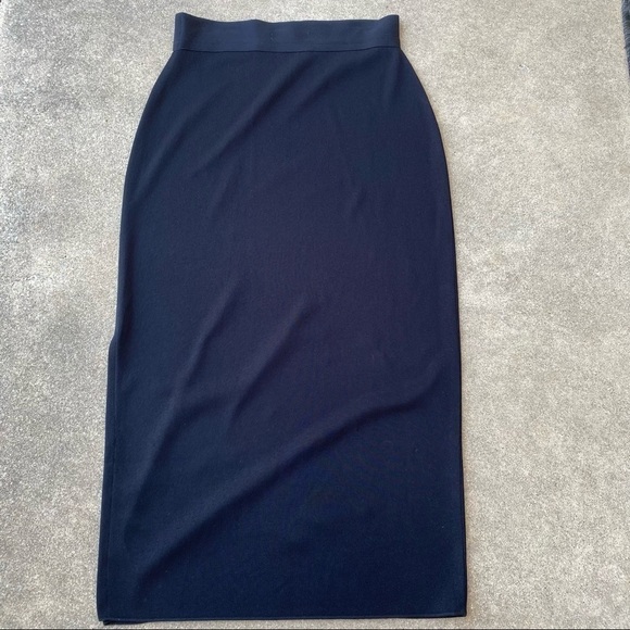 MISOOK Black Acrylic Stretch Skirt - Picture 6 of 7